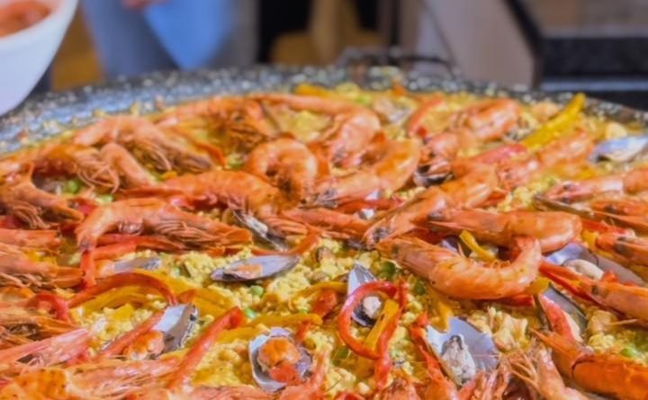 Festival itinerante traz paella marinera em restaurantes da capital paulistana