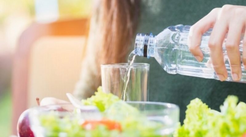 Nutricionista dá dicas de alimentação no verão