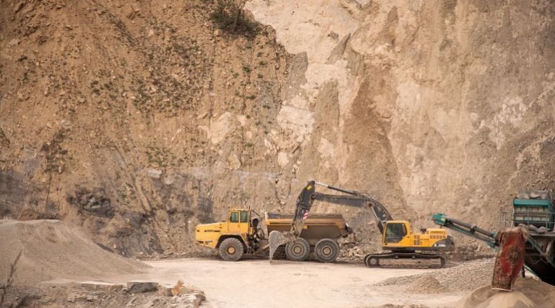 Estudo aponta queda nas vendas de máquinas e equipamentos