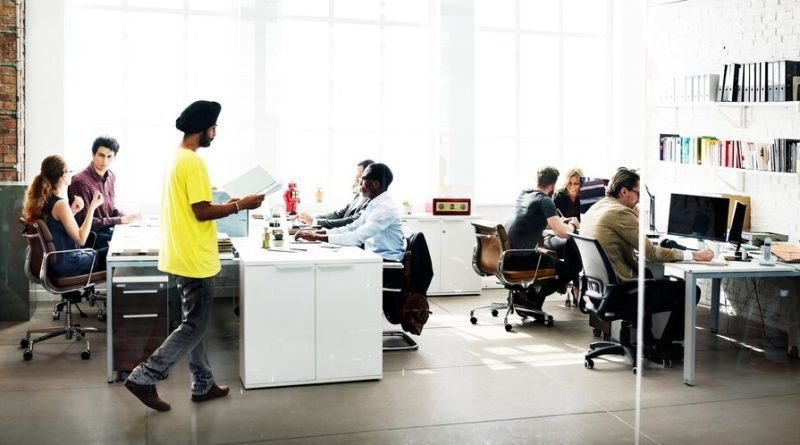 Pesquisa investiga felicidade no ambiente de trabalho