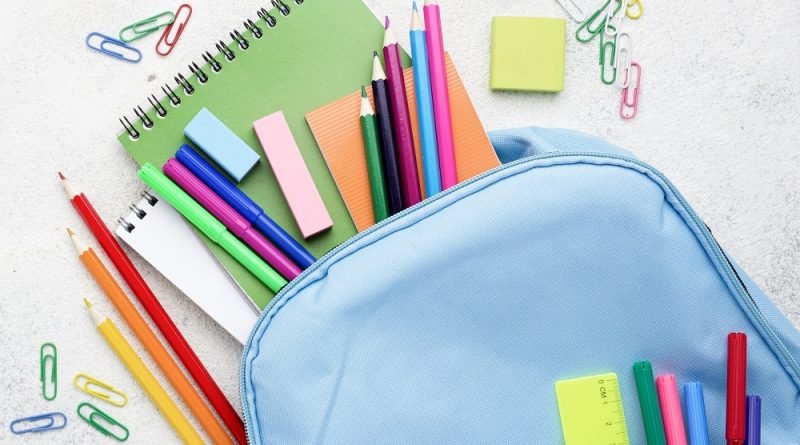 Pesquisa divulga itens de materiais escolares mais tributado