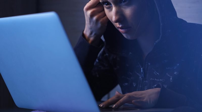 Big Brother acende alerta para possíveis golpes na internet