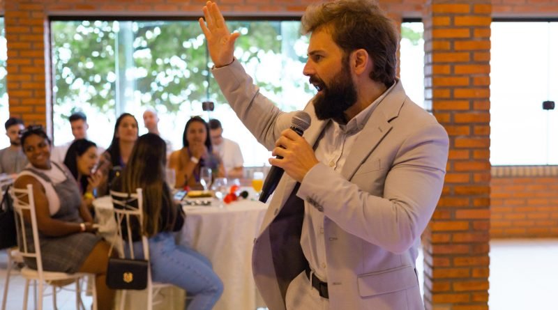 Elements adquire Instituto Line, originando Elements Legacy