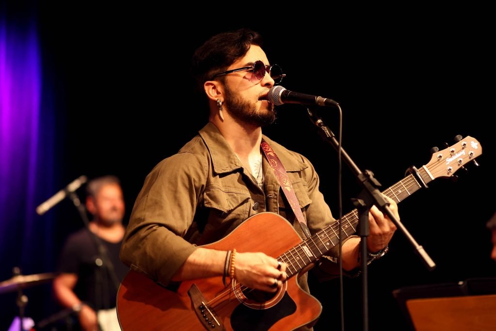 Gabbriel Castro reflete a intensidade humana em "Visceral"