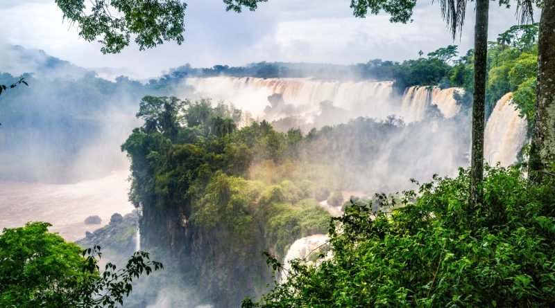 Foz do Iguaçu está entre os principais destinos para 2024