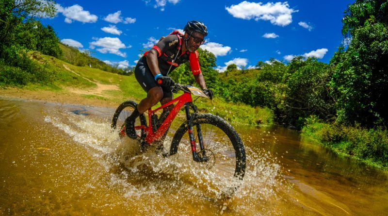 Atleta amador participa de desafio de Mountain Bike no Chile