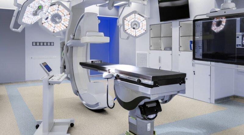 Hospitalar 2024: distribuidora de pisos apresenta inovações