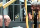 ‘Passa a senha’: Assista momento que criminosos fazem arrastão dentro de ônibus