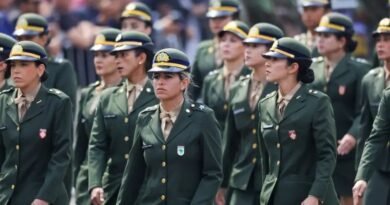 Sete mil mulheres se alistam no serviço militar em 2 dias