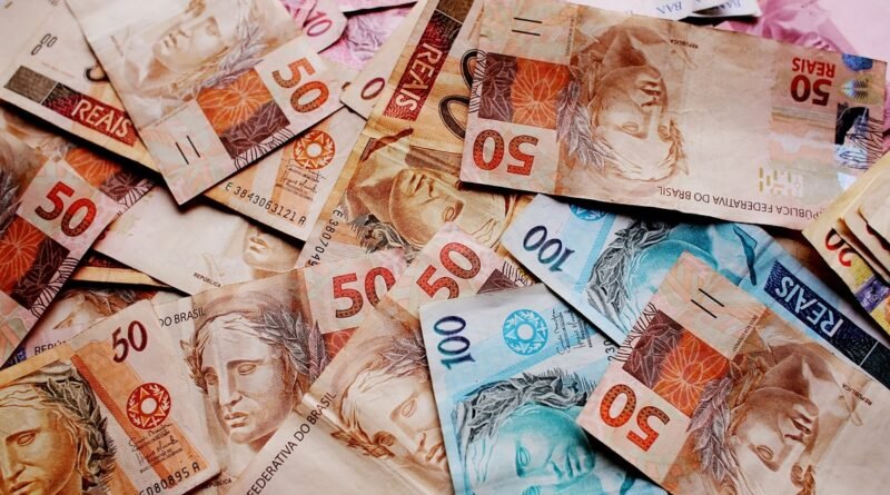 Volume de saques no Banco24Horas compacto aumenta 76%