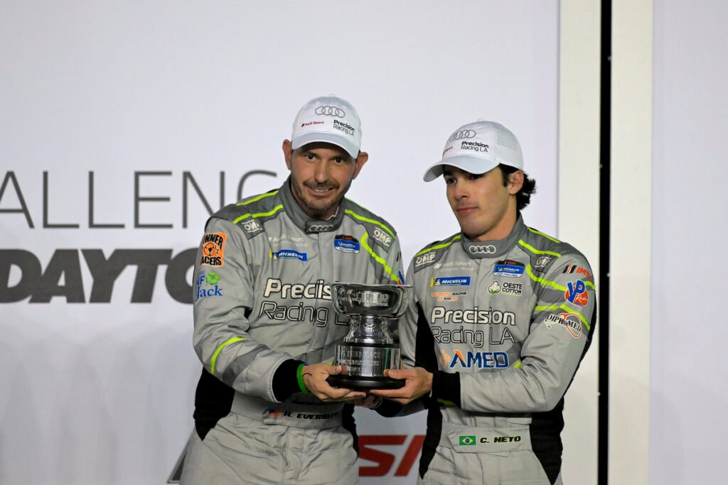 Piloto Celso Neto estreia com pódio em competição nos EUA