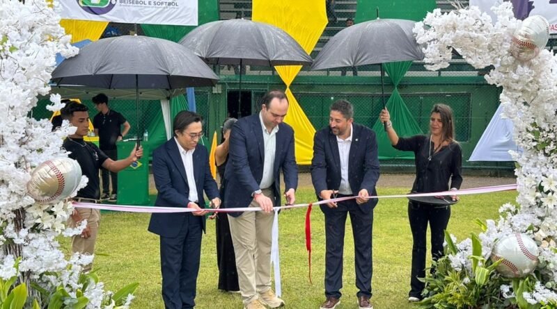 Academia de Beisebol Yakult/CBBS celebra parceria com a MLB para treinar atletas