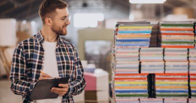 Escritores independentes encontram oportunidades no mercado