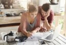Reajuste do plano de saúde impacta consumo das famílias
