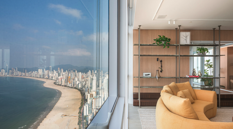 Arquitetura autoral marca projeto em Balneário Camboriú