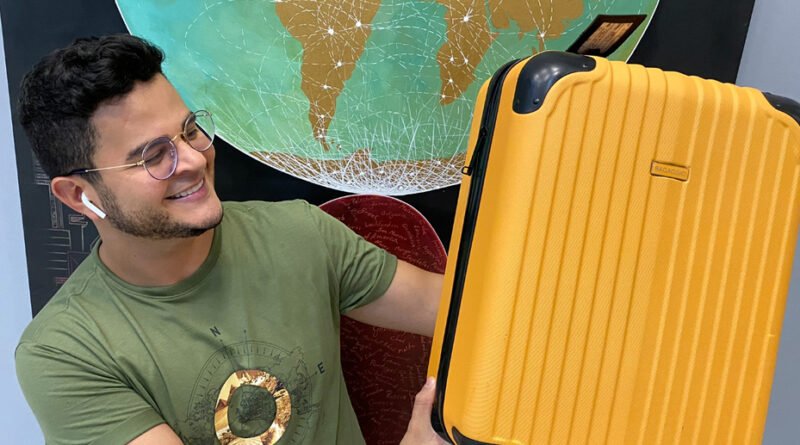 Eldo Gomes lança livro "Influenciadores de Viagens