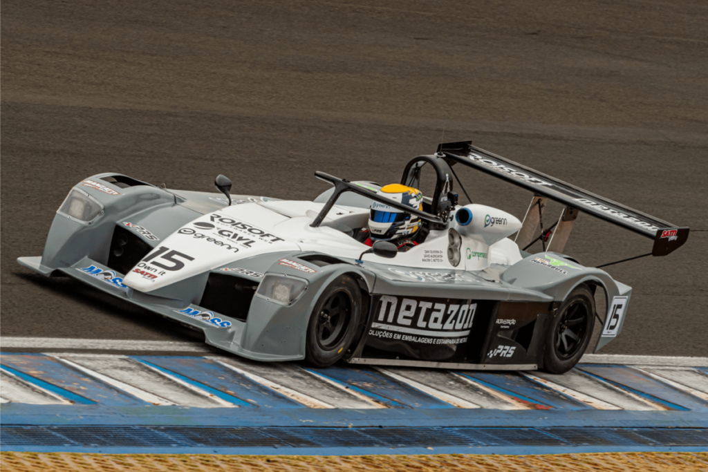 Piloto estréia com pódio pela Satti Racing no Velocittà