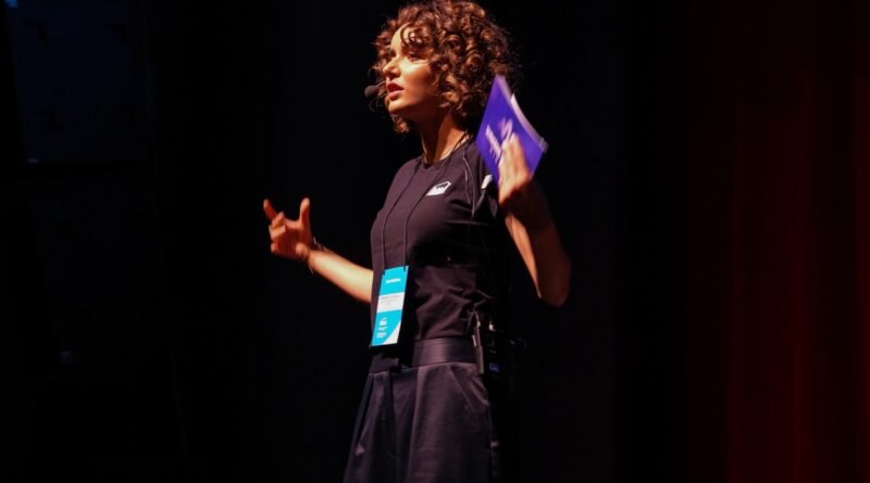 Empresária cria incubadora cultural para músicos