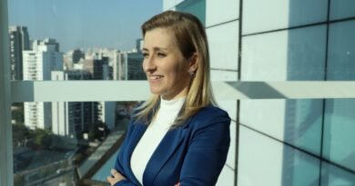 Mulheres no comando: Fibra Corretora de Seguros anuncia diretora