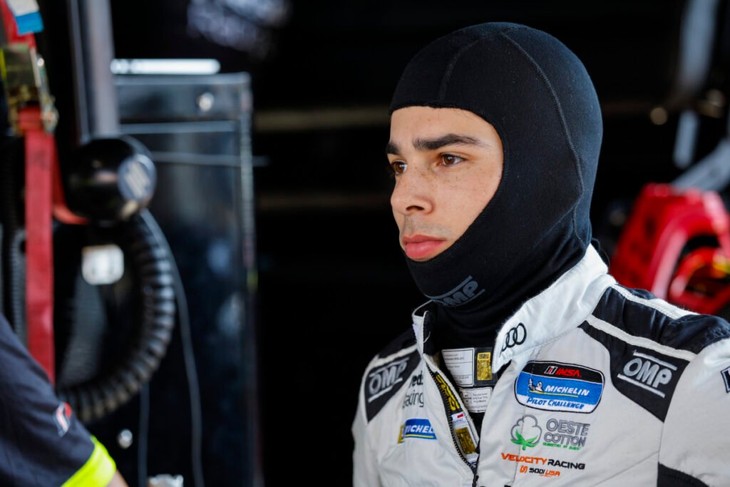 Celso Neto encerra temporada de estreia na IMSA TCR, nos EUA