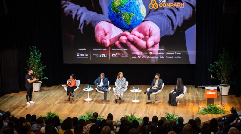 XVIII CONPARH discute o fator humano e a competitividade no mundo digital