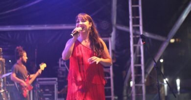 LISLIE lança disco “Fogo & Aguaceiro” no Cine Theatro Brasil de Câmara