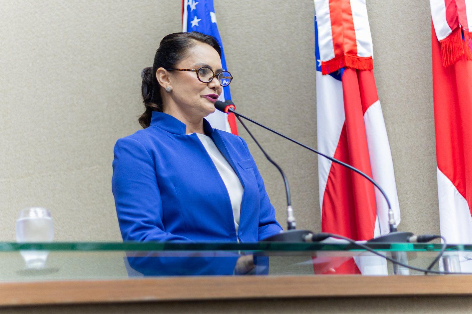Professora Jaqueline toma posse como deputada estadual e reforça liderança do União Brasil na Aleam