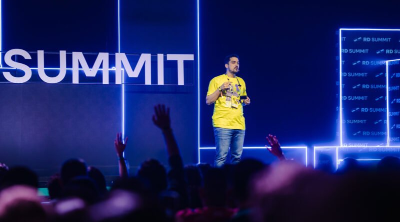 RD Summit: Theo Orosco lidera Masterclass prática de Vendas