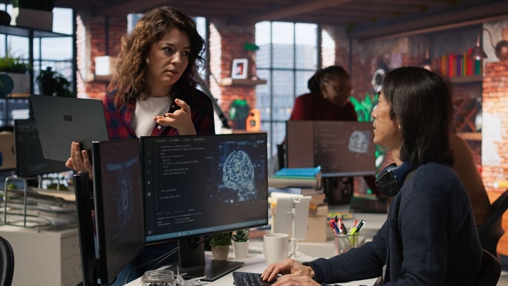 Até 2027, IA deve ser integrada a cada software empresarial