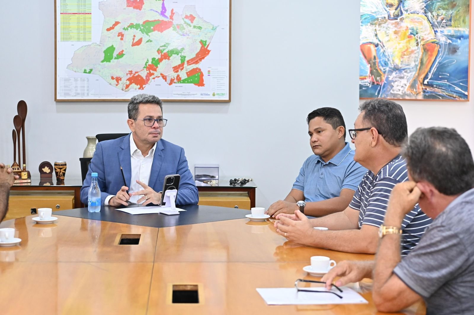 Lideranças da ALIAM se reúnem com vice-governador Tadeu de Souza para discutir fortalecimento da entidade