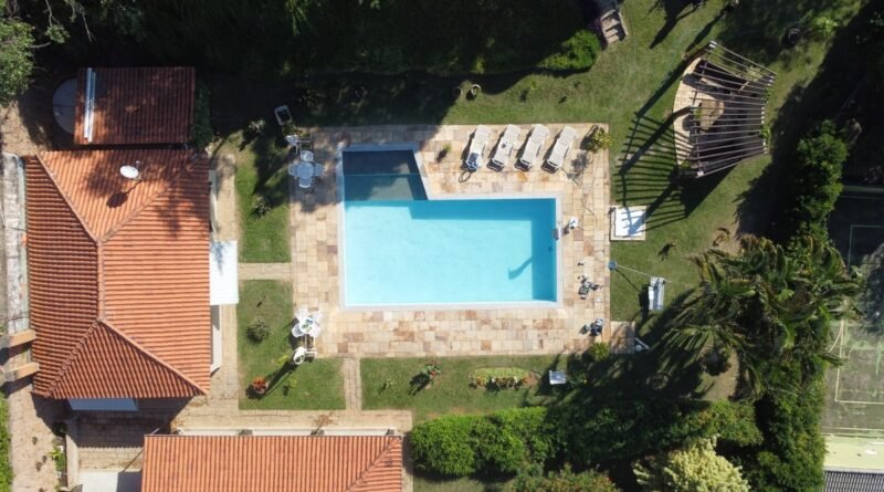 Uso das piscinas no verão requer mais atenção na manutenção