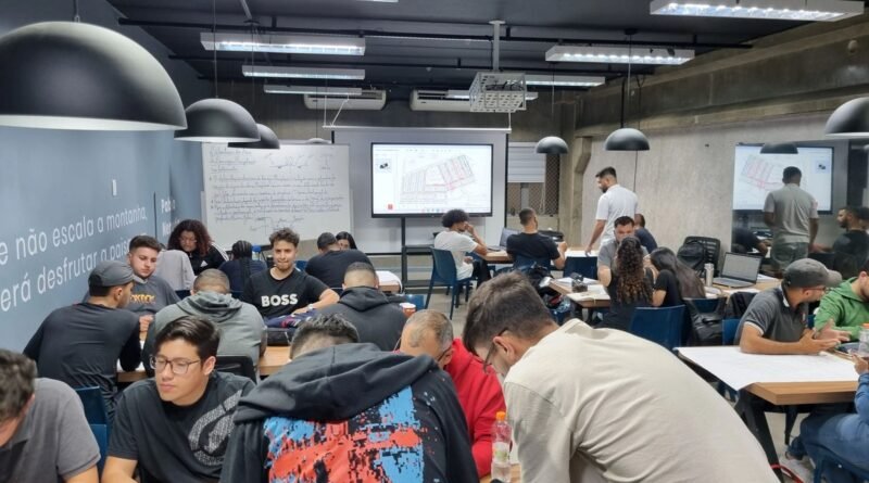 UniFECAF lança cursos focados em creators e influenciadores
