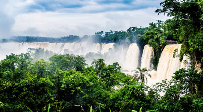 Espaço Usina é inaugurado no Parque Nacional do Iguaçu
