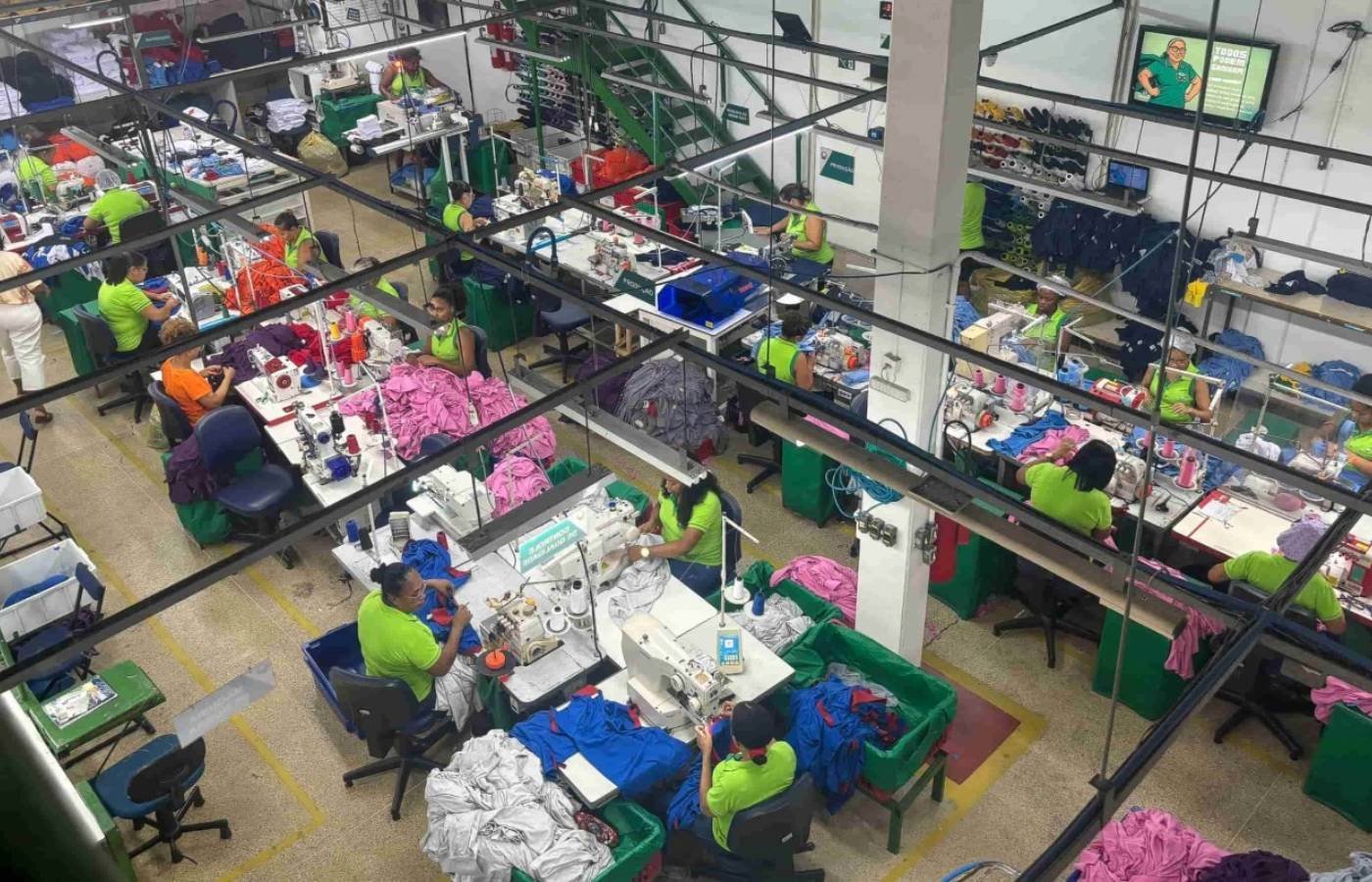 O setor têxtil do Brasil tem apresentado avanços em questões relacionadas à eficiência energética e produtividade.