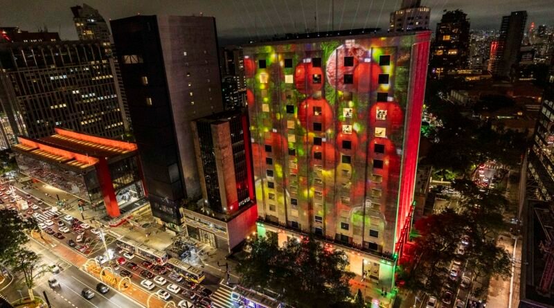 Bradesco Seguros marca a sua chegada à Paulista com mapping