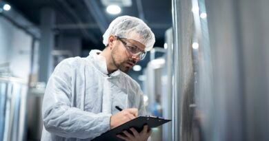 Palestra do Sincovaga-SP aborda NR-13 e segurança no varejo