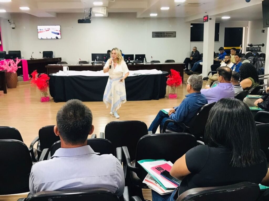 Encontro Regional reúne vereadores Mineiros em Unaí