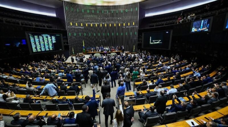 EC 136/2025 reduz precatórios e gera incertezas