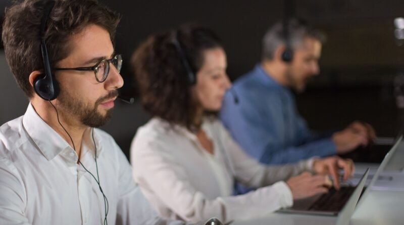 Cresce a oferta de vagas no setor de telesserviços, mas faltam candidatos
