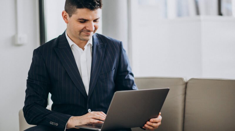 Mercado de moda masculina de luxo registra mudanças no comportamento de consumo