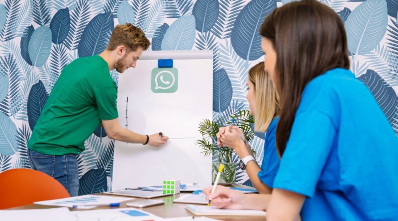 WhatsApp se torna ativo corporativo estratégico no Brasil