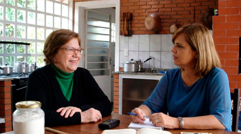 Projeto registra memórias familiares por meio de receitas e histórias