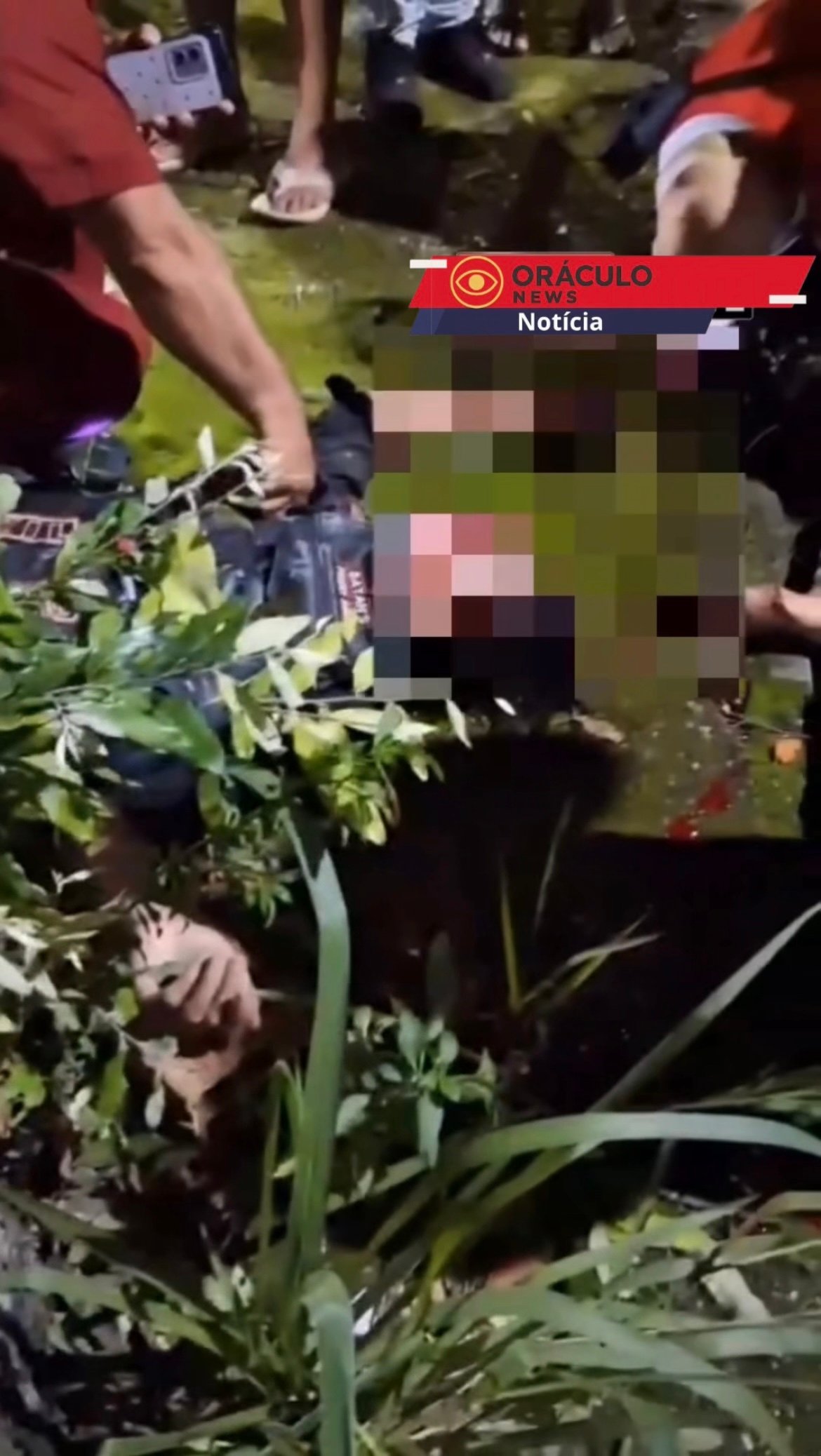 Motociclista de aplicativo sofre queda grave no bairro Nova Cidade, em Manaus