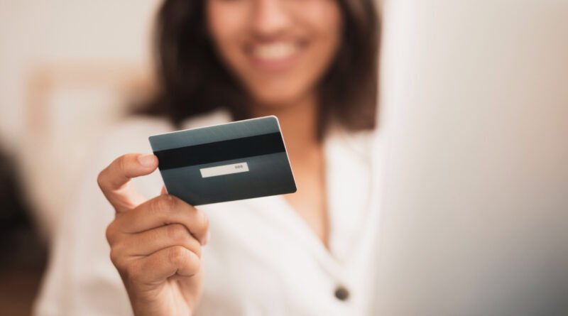 Pagamentos recorrentes crescem e exigem adaptação externa