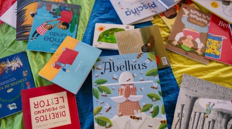 Jovem encontra na leitura confiança para mudar o futuro