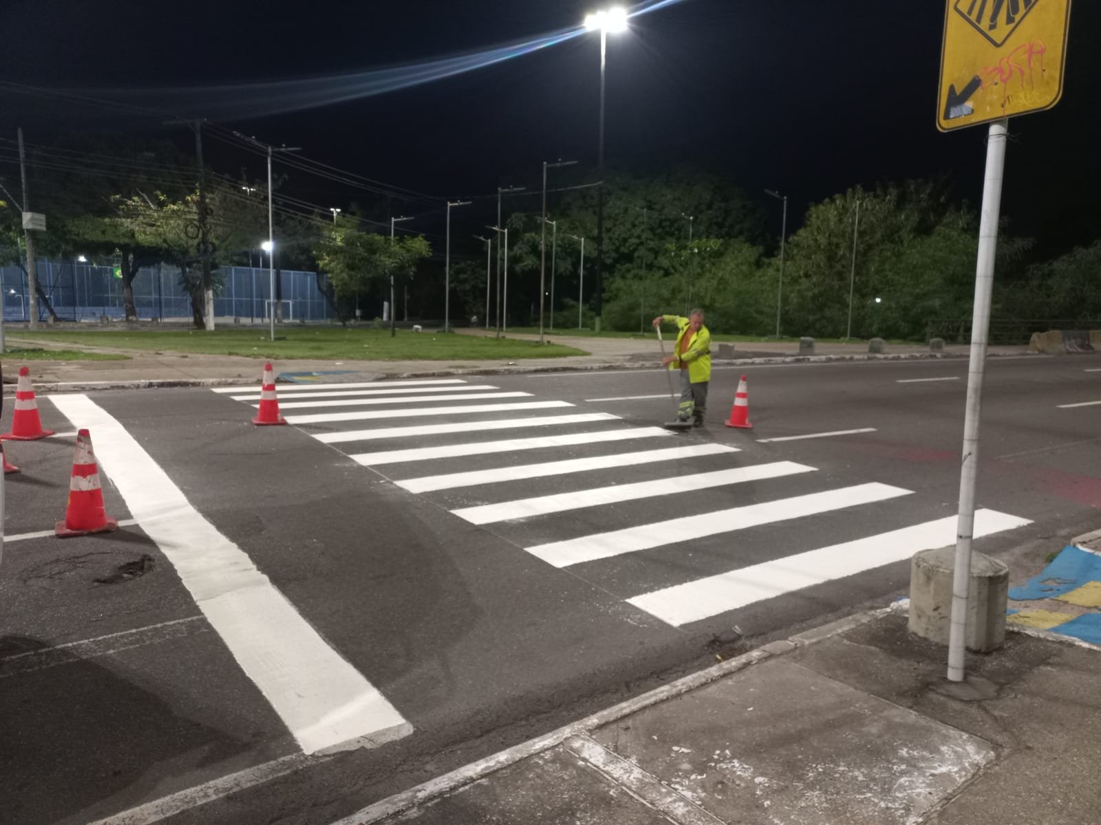 Prefeitura de Manaus intensifica sinalização viária em três zonas da capital