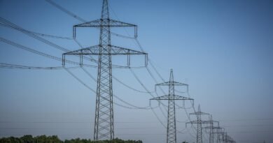 Setor elétrico busca equilibrar oferta solar e pico de carga