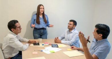 Escassez de talentos mantém pressão no mercado de trabalho