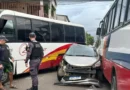 Colisão entre carro e micro-ônibus deixa mulher ferida na zona Oeste de Manaus