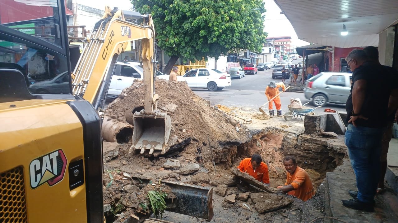 Prefeitura de Manaus realiza obra de drenagem na zona Sul da capital